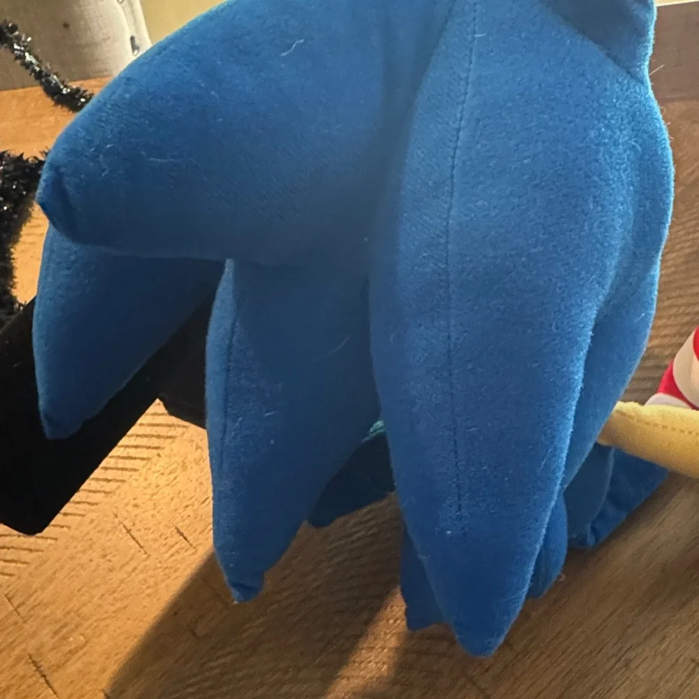 Sonic the Hedgehog Plush Toy - Picture 8 of 11